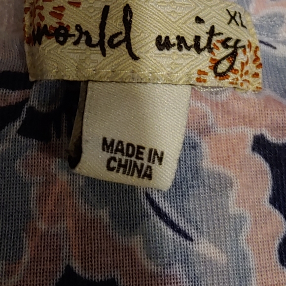 Top - Picture 2 of 2